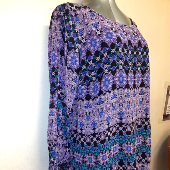 🌸 JENNIFER LOPEZ Purple and Blue Patterned Blouse - Picture 3 of 13